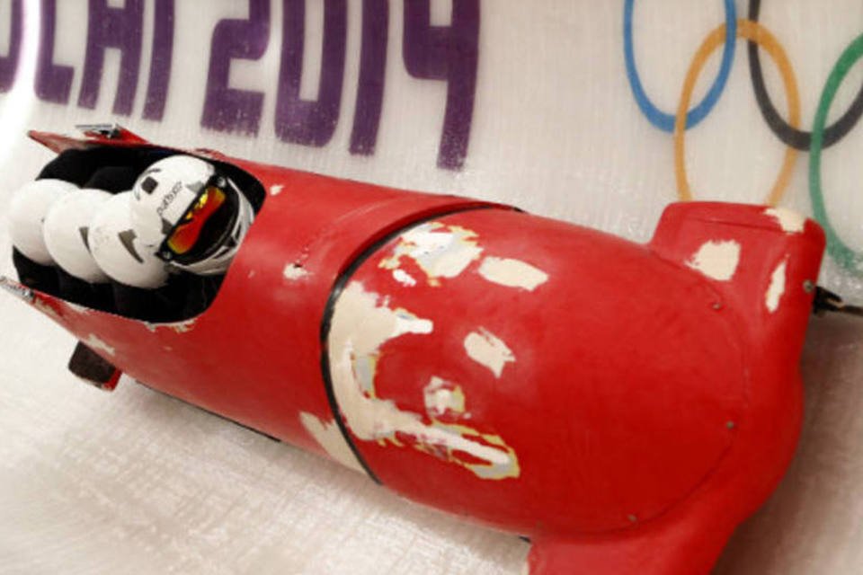 Brasileiras do bobsled sofrem acidente