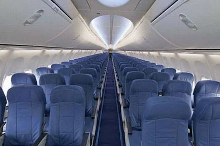 Interior do Boeing da família 737 (Divulgação)