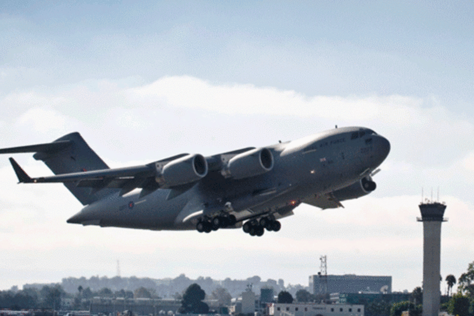Boeing decide até fim do ano sobre produção do C-17