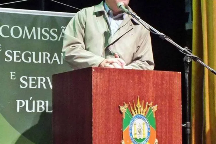 
	&quot;Tem funcion&aacute;rios p&uacute;blicos, n&atilde;o todos, uma boa parte, e falo isso porque trabalho na Assembleia, que s&atilde;o vadios, n&atilde;o correspondem&quot;, disse &Aacute;lvaro Boessio
 (Reprodução/Facebook)