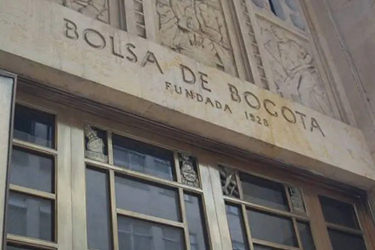 
	Fachada da antiga bolsa de Bogot&aacute;: &iacute;ndice geral da Bolsa de Valores da Col&ocirc;mbia (IGBC) encerrou em alta de 0,14%
 (Wikimedia Commons)