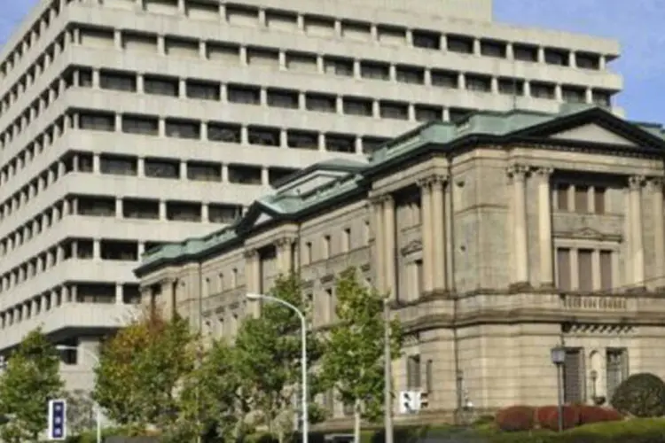 Sede do BoJ em Tóquio: o banco aprovou nesta terça-feira a normativa de um novo programa de empréstimos em dólares no valor de 1 trilhão de ienes (US$ 12,2 bilhões) (Kazuhiro Nogi/AFP)