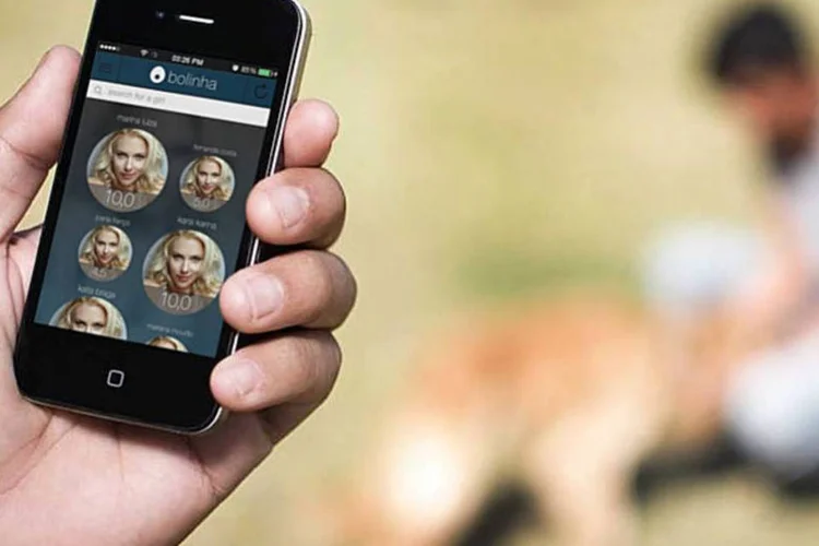 App Bolinha: de acordo com um dos criadores, objetivo de app é oferecer avaliações masculinas bem humoradas e com hashtags descontraídas para as mulheres (Place it)