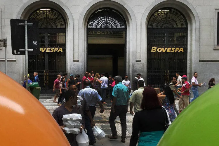 
	Entrada da Bovespa: Ibovespa fechou est&aacute;vel, a 51.802 pontos
 (Hugo Arce/Fotos Públicas)