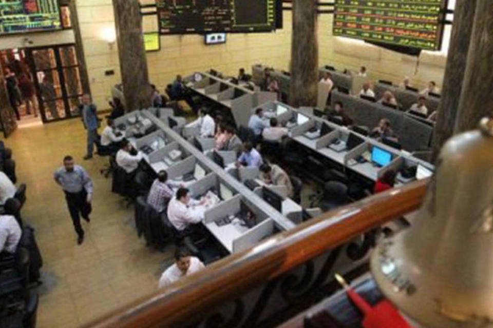 Bolsa do Cairo suspende suas operações depois de cair 4,5%