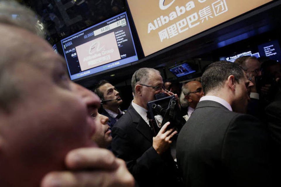 
	Operadores da Bolsa de Nova York durante a IPO do Alibaba, nos Estados Unidos
 (Scott Eells/Bloomberg)