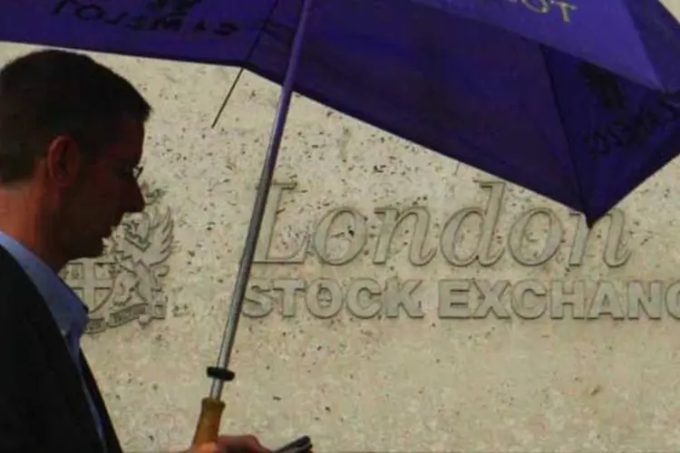 A Bolsa de Londres escapa dessa tendência por estar fora da zona do euro, mas também sofre fortes quedas desde o começo do ano (13,09%) (Getty Images)