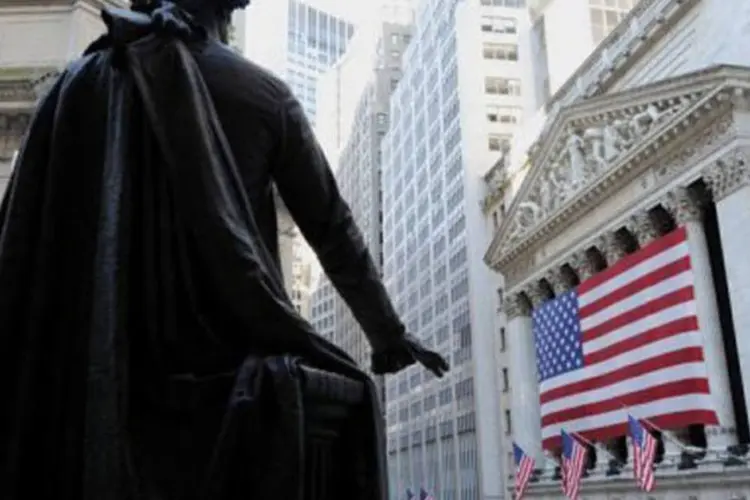 O índice Dow Jones teve a queda mais acentuada e cedeu 4,63% (Stan Honda/AFP)