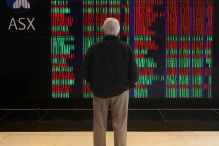 
	Bolsa de Sydney: o &iacute;ndice S&amp;P/ASX 200, de Sydney, encerrou o dia praticamente inalterado, a 5.190 pontos, mas acumulou perdas de 3% em janeiro
 (Sergio Dionisio/Bloomberg)