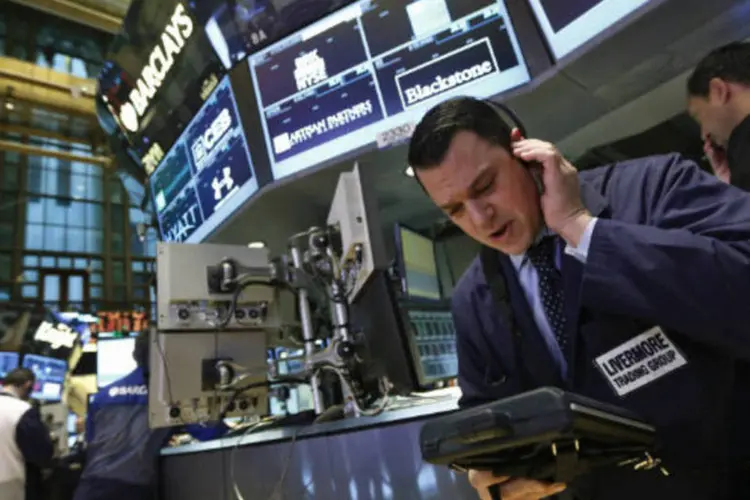 
	Bolsa de Nova York: &iacute;ndice&nbsp;Dow Jones&nbsp;fechou em alta de 42,06 pontos (0,26%), em 16.221,14 pontos
 (REUTERS/Brendan McDermid)