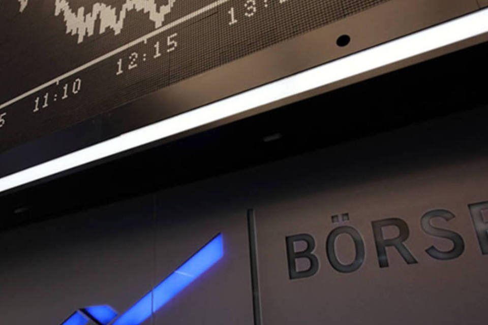 Bolsas europeias avançam puxadas por ações de bancos