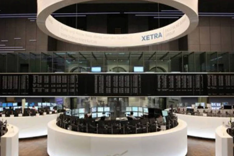 
	Imagem da Bolsa de Valores de Frankfurt: o &iacute;ndice DAX registrou alta de 0,33 por cento na sess&atilde;o desta quarta-feira
 (©AFP / Daniel Roland)