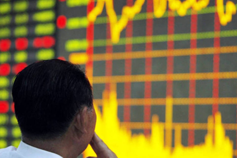 Bolsas chinesas avançam com cautela sobre liquidez apertada