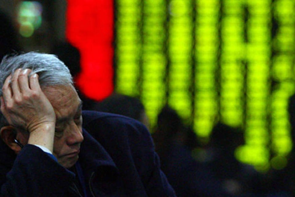 Ações caem para mínima em 3 semanas por PMI da China