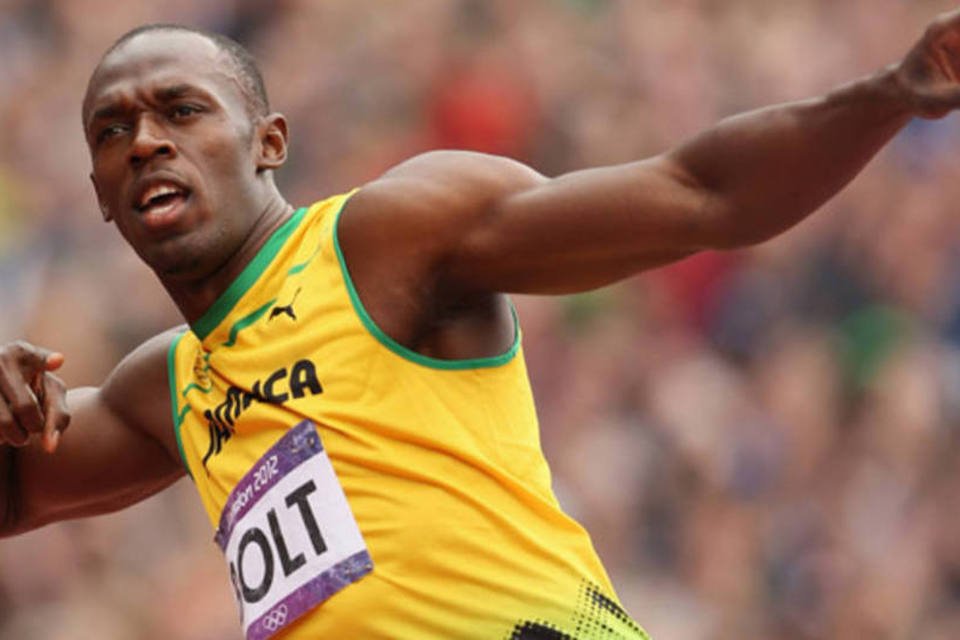 Usain Bolt mostra que tem uma pegada diferente