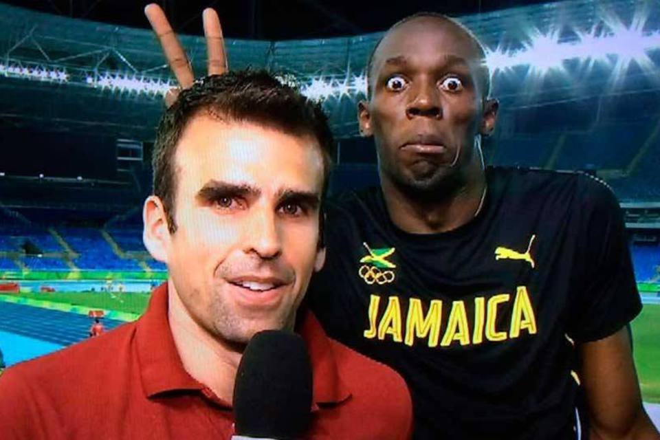 Bolt faz "chifrinho" em repórter da ESPN após ganhar ouro