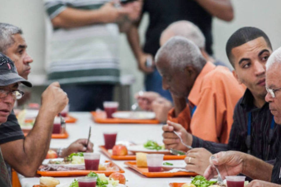 Restaurantes populares de SP têm menu inspirado na Copa