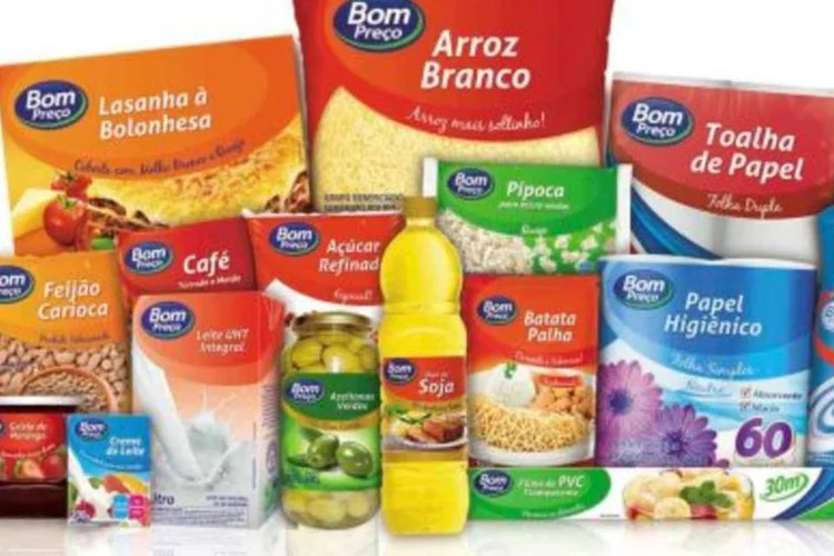 Todas as embalagens cartonadas possuem o selo FSC (Conselho de Manejo Florestal) e trazem informações sobre reciclagem, além de terem seu tamanho reduzido (.)