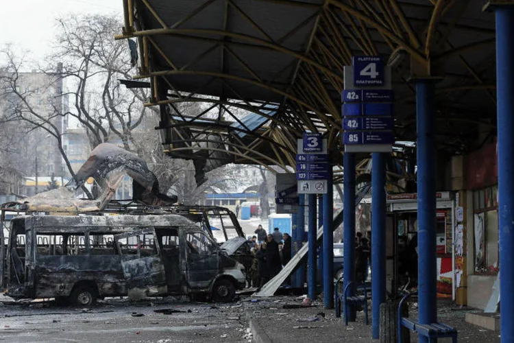 Bombardeio em Donetsk: ataques acontecem enquanto estão reunidos líderes para buscar acordo (Maxim Shemetov/Reuters)
