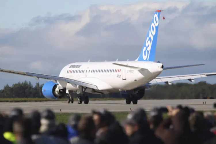 CSeries: avião comercial mais silencioso do mundo marca a grande aposta da companhia canadense de quebrar o duopólio da Airbus e da Boeing no segmento (Christinne Muschi/Reuters)