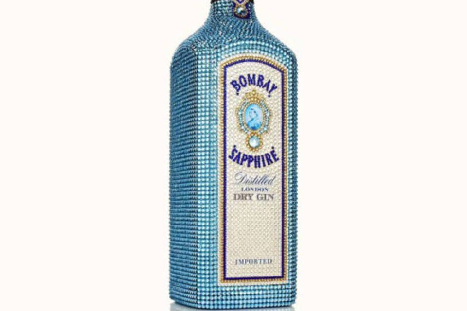 Gim Bombay Sapphire cria garrafas de luxo com 10 mil cristais Swarovski