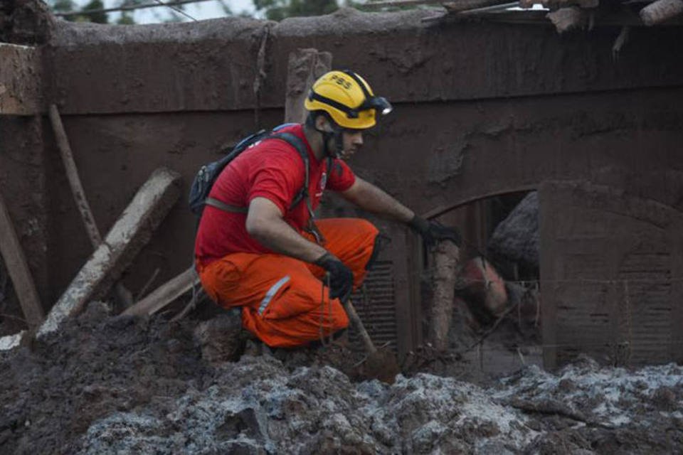 Sobe para 6 o número de vítimas identificadas em Mariana