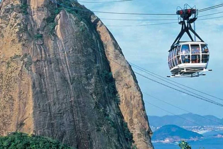 
	Bondinho do P&atilde;o de A&ccedil;&uacute;car: Belo Horizonte e Rio de Janeiro&nbsp;se beneficiar&atilde;o com a abertura de 42 e 23 estabelecimentos hoteleiros, respectivamente
 (Eduardo Monteiro/GUIA QUATRO RODAS)