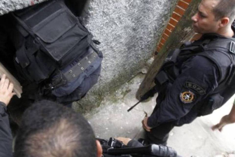 Presos dois suspeitos de matar de PM na Rocinha
