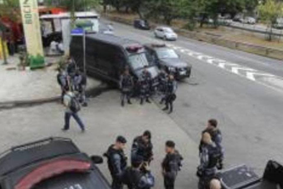 
	Policiais do Bope: a&ccedil;&otilde;es ocorreram hoje (15) e na ter&ccedil;a-feira (13)
 (Tânia Rêgo/Agência Brasil)