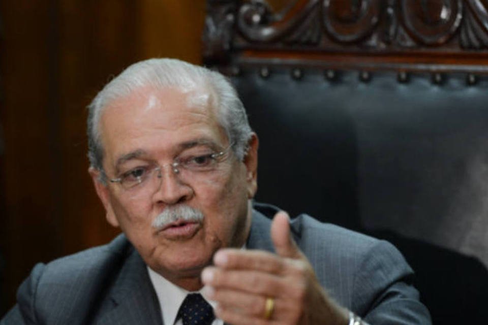 Governo reabrirá leilão para BR-262, diz ministro Borges