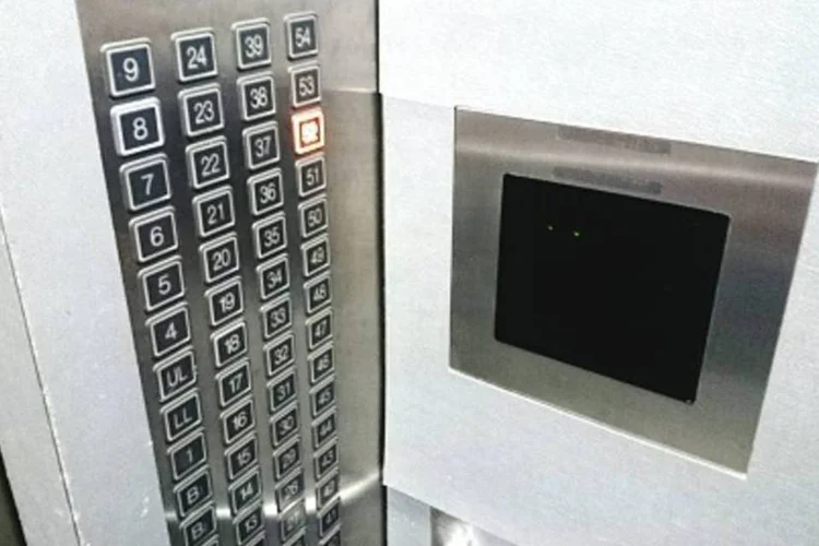 
	China: a pol&iacute;cia achou o corpo da v&iacute;tima que estava se decompondo no elevador fora de servi&ccedil;o h&aacute; mais de um m&ecirc;s
 (Getty Images)