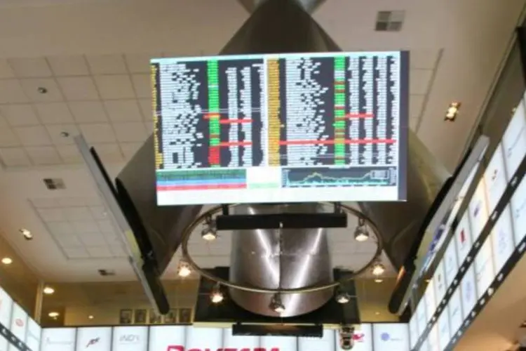 
	Bovespa: &agrave;s 11h31, o Ibovespa ca&iacute;a 1,34%, a 53.895 pontos, trabalhando em n&iacute;veis registrados em julho
 (Luciana Cavalcanti/Você S.A.)