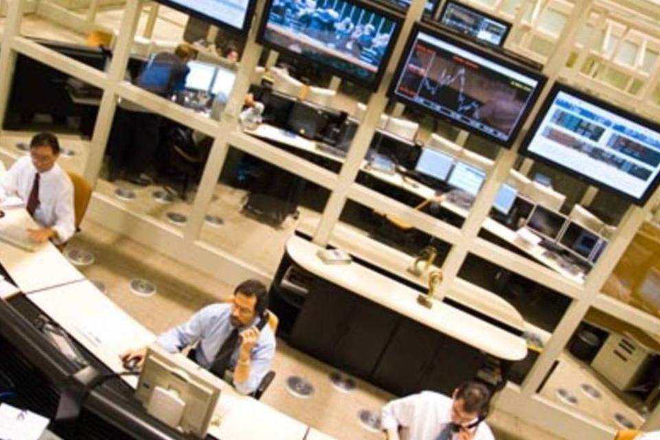 Bovespa reduz perdas, mas tem realização após 5 altas