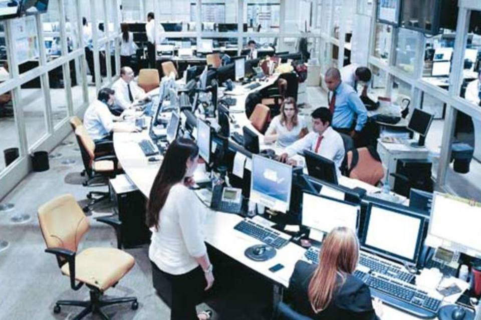 Ouro é a melhor aplicação de abril; Ibovespa, a pior