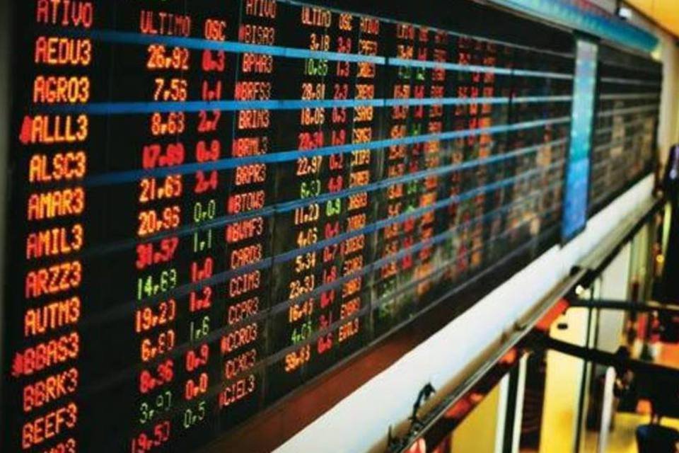 Juros futuros sobem conduzidos por ajustes pós feriado