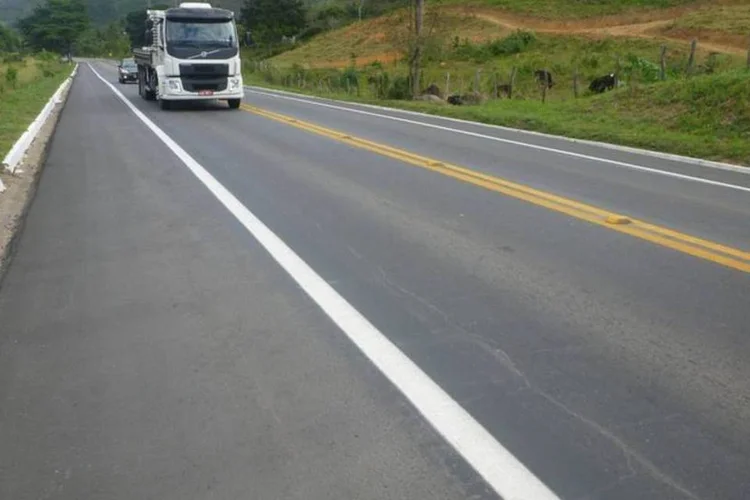 BR-101: na avaliação do Cade, a transação não acarreta prejuízos ao ambiente concorrencial (Confederação Nacional do Transporte/Divulgação)