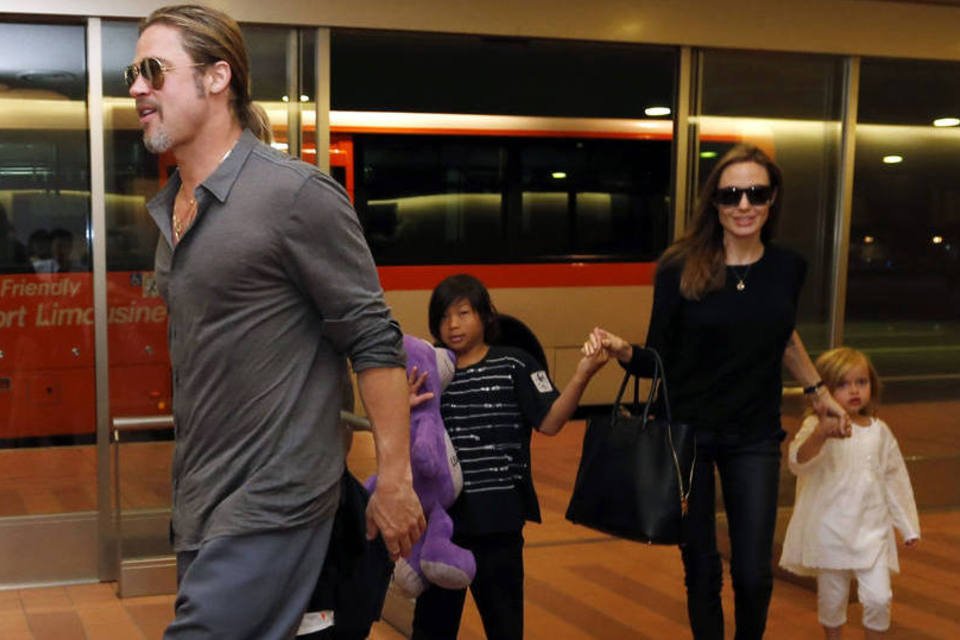 Angelina e Brad Pitt chegam a acordo temporário de guarda