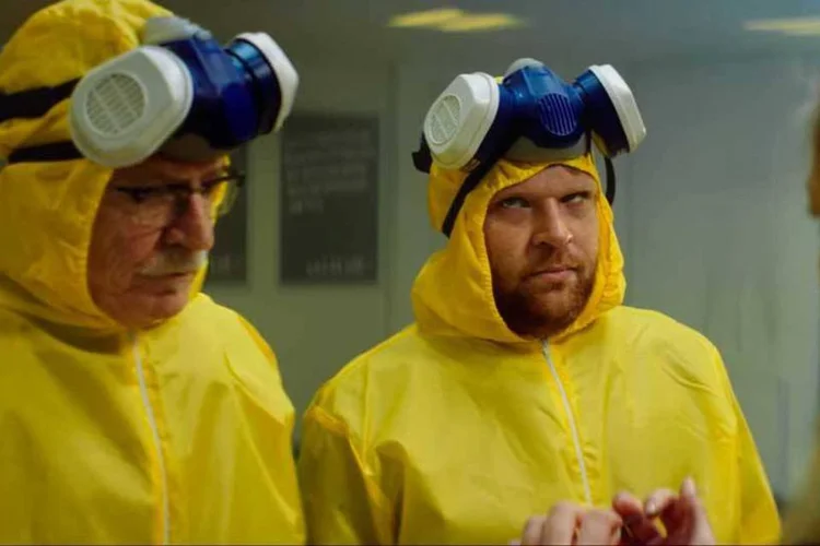 
	A marca dinamarquesa Lej Et Lig: o filme traz a dupla Walther and Jens, uma clara refer&ecirc;ncia aos protagonistas da s&eacute;rie, Walter e Jesse
 (Reprodução/Youtube)