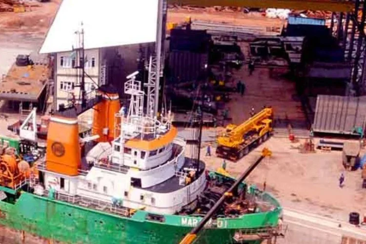 
	Estaleiro da Brasbunker em S&atilde;o Gon&ccedil;alo: a redu&ccedil;&atilde;o visa a &ldquo;garantir a oferta do produto e evitar poss&iacute;vel desabastecimento da ind&uacute;stria.&rdquo;
 (Divulgação)