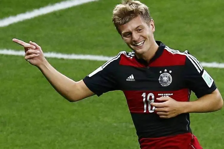 
	Toni Kroos comemora gol da Alemanha contra o Brasil no Mineir&atilde;o, em Belo Horizonte
 (Leonhard Foeger/Reuters)