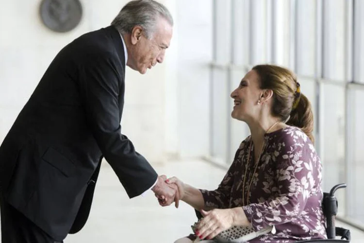 
	Michel Temer e Gabriela Michetti: &quot;O acordo automotivo entre Brasil e Argentina &eacute; important&iacute;ssimo. A meta &eacute; alcan&ccedil;ar o livre com&eacute;rcio bilateral no setor&quot;
 (Marcelo Camargo / Agência Brasil)