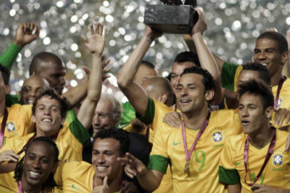 Brasil vence Argentina nos pênaltis e fatura Superclássico