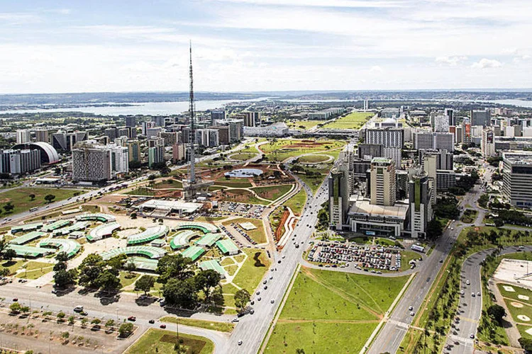 Brasília: não há informações sobre feridos ou o que causou o incêndio em prédio residencial na capital federal (Portal da Copa/Wikimedia Commons/Wikimedia Commons)