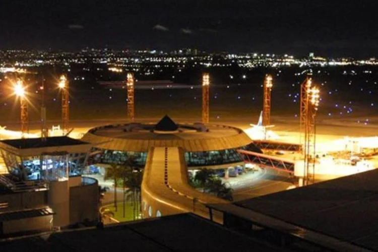 Aeroporto de Brasília, um dos concedidos à iniciativa privada: governo garante que concessão não provocará aumento de tarifas (Divulgação)