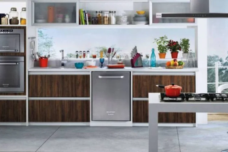 
	Cozinha da Brastemp: Al&eacute;m da geladeira a Whirlpool &nbsp;anunciou hoje, dia 4, o lan&ccedil;amento de 51 outros produtos
 (Divulgação)