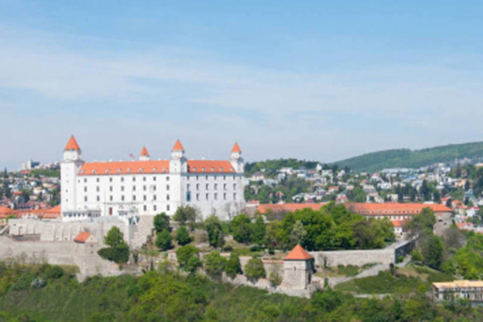 Eslováquia recolhe assinaturas para referendo de saída da UE