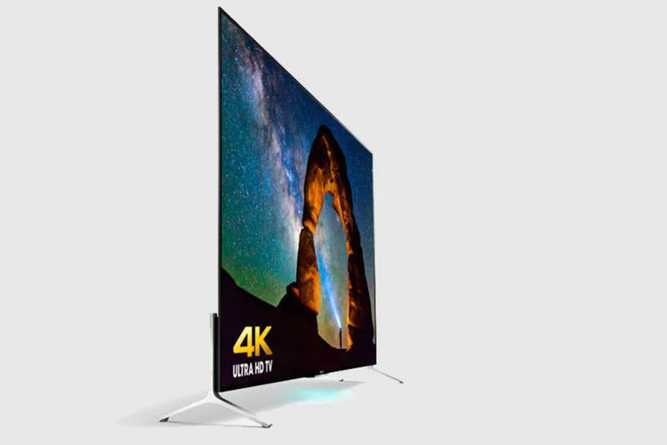 Sony Bravia X900C: TV tem apenas 4,9 mm de espessura em suas bordas (Divulgação/Sony)