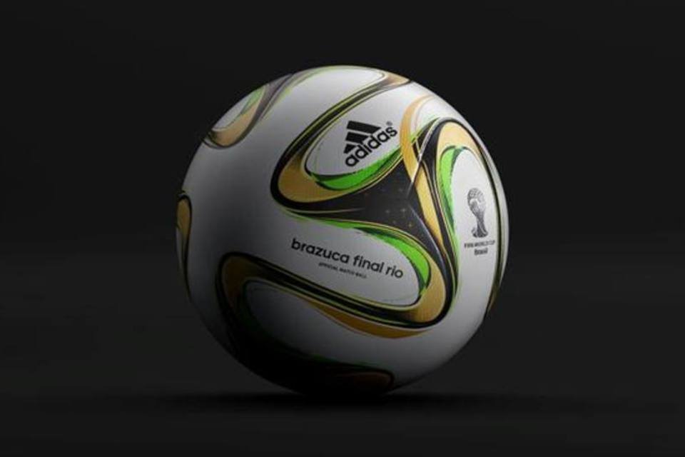 Fifa divulga imagens da Brazuca Final Rio, a bola da final