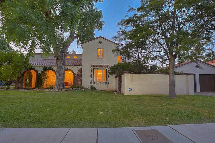 Fachada da casa de Jesse Pinkman (Divulgação/ Breaking Bad House)
