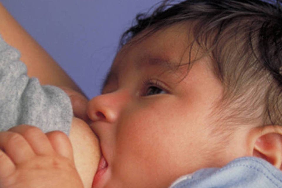 
	Rec&eacute;m-nascido durante aleitamento:&nbsp;em 2011, a expectativa de vida era 74,08 anos
 (Wikimedia Commons)